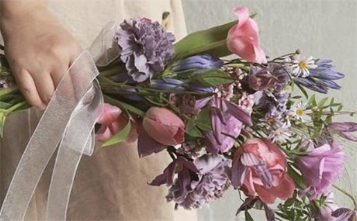 2026年农历五月十二是领证好日子吗 宜领证结婚吉日查询